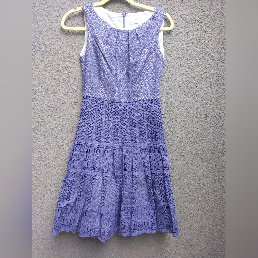 Women's dress